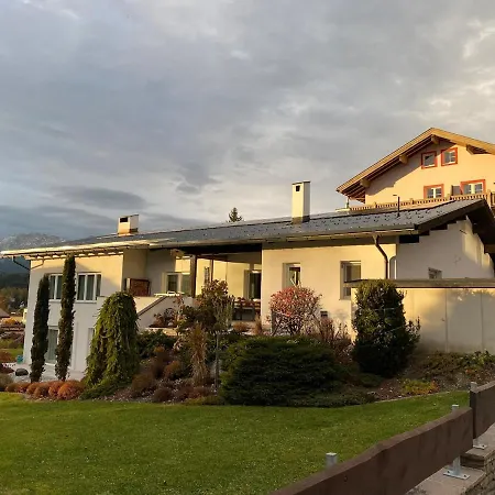 Stilvolle Gartenwohnung Zum Wohlfuehlen *