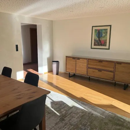 Apartment Stilvolle Gartenwohnung Zum Wohlfuehlen *