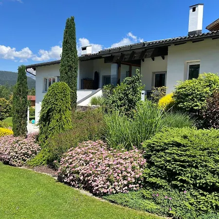 Apartment Stilvolle Gartenwohnung Zum Wohlfuehlen *