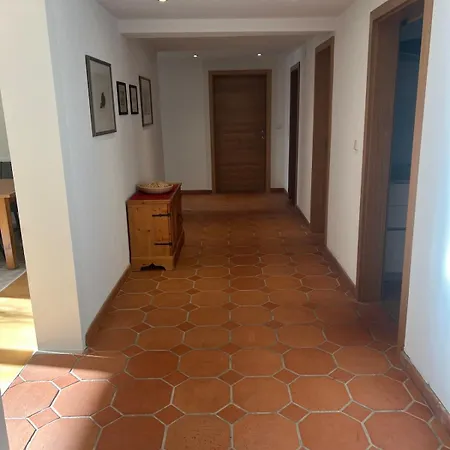 Appartement Stilvolle Gartenwohnung Zum Wohlfuehlen